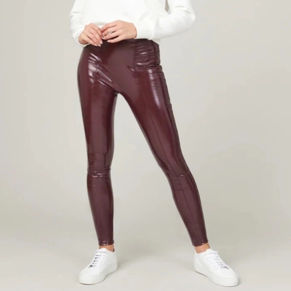 SPANX Women’s Pants Red Faux Patent Leather Leggings in Ruby Size Medium